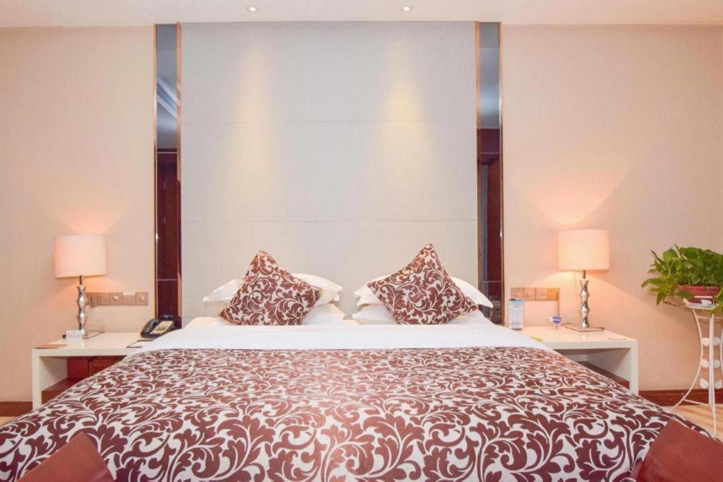 Grand Metropark Hotel Shangqiu Exterior photo