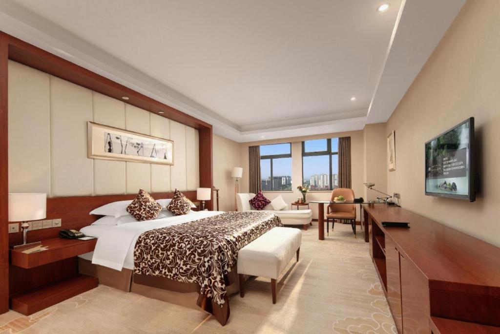 Grand Metropark Hotel Shangqiu Exterior photo